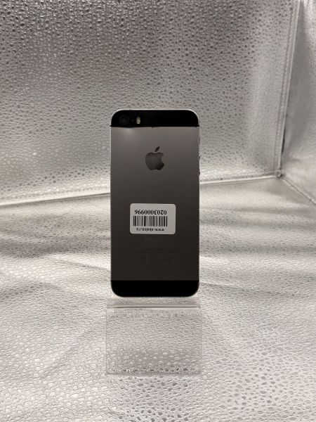 Купить Apple iPhone 5S 16GB в Новосибирск за 1600 руб.