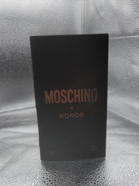 Купить Honor View 20 8/256GB (PCT-L29) Duos в Новосибирск за 4100 руб.