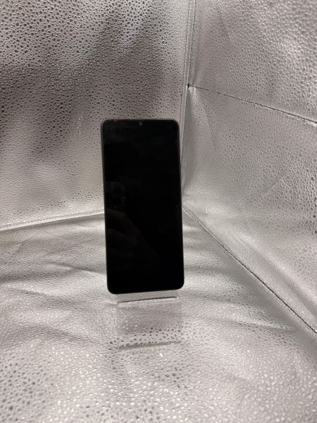 Купить Xiaomi Redmi A3x 3/64GB (24048RN6CG) Duos в Новосибирск за 3700 руб.