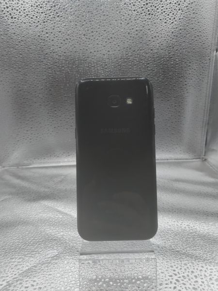 Купить Samsung Galaxy A5 2017 3/32GB (A520F) Duos в Новосибирск за 3100 руб.