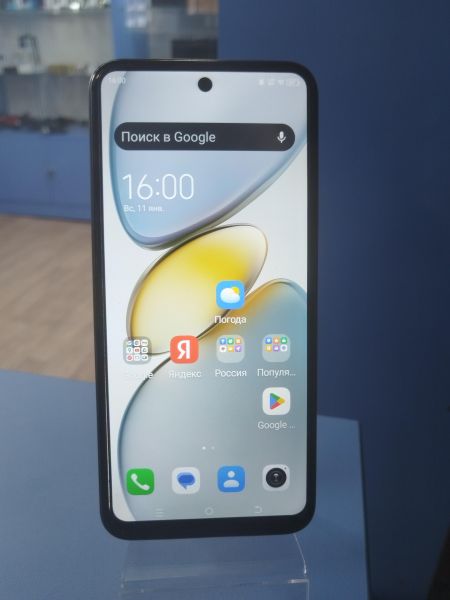 Купить TECNO Spark Go 1 4/128GB (KL4) Duos в Новосибирск за 5000 руб.