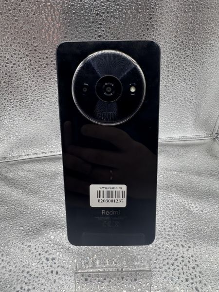 Купить Xiaomi Redmi A3 4/128GB (23129RN51X) Duos в Новосибирск за 4100 руб.