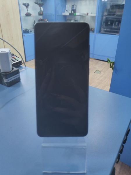Купить Samsung Galaxy A52 8/256GB (A525F) Duos в Новосибирск за 4200 руб.