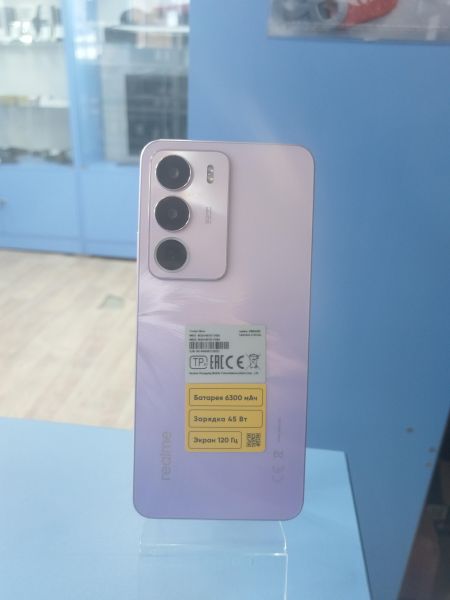 Купить Realme C71 6/128GB (RMX5303) Duos в Новосибирск за 6900 руб.