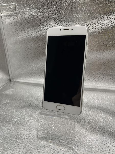 Купить Meizu M3s 3/32GB Duos в Усть-Илимск за 2000 руб.