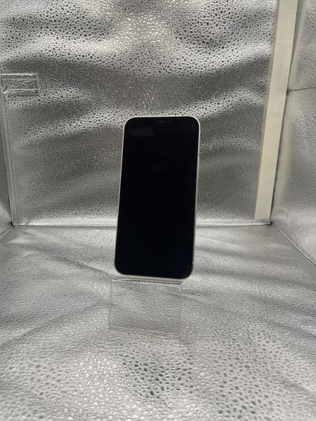 Купить Apple iPhone 12 128GB в Улан-Удэ за 18100 руб.