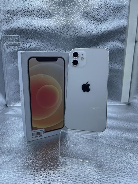 Купить Apple iPhone 12 128GB в Улан-Удэ за 18100 руб.