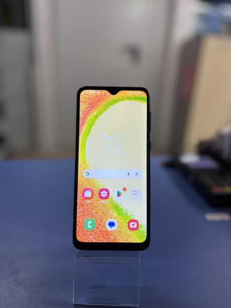 Купить Samsung Galaxy A04 4/64GB (A045F) Duos в Зима за 3700 руб.