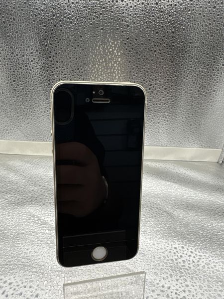сотовый телефон Apple iPhone SE 1st gen. 2016 32GB в Новосибирск
