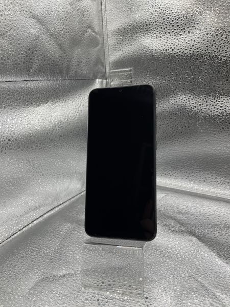 Купить Xiaomi Redmi 9C NFC 3/64GB (M2006C3MNG) Duos в Зима за 3300 руб.