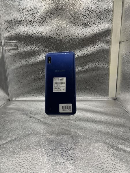 Купить Samsung Galaxy A10 2019 2/32GB (A105F) Duos в Новосибирск за 2100 руб.