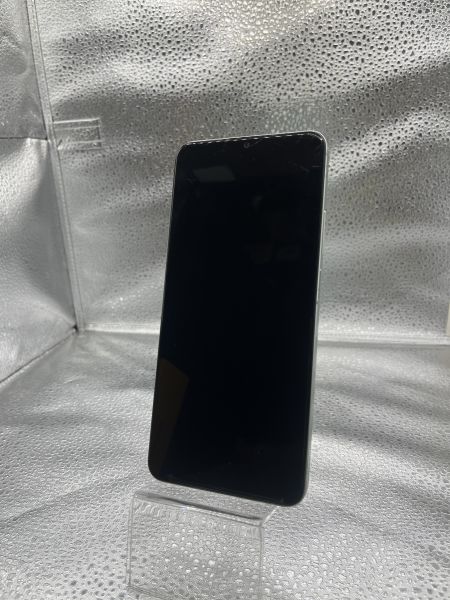 Купить Realme Note 60x 3/64GB (RMX3938) Duos в Новосибирск за 3800 руб.