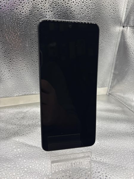 Купить Xiaomi Redmi Note 12 4/128GB (23021RAA2Y) Duos в Иркутск за 4500 руб.