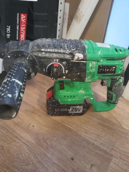 Купить Zitrek ZKCH20FU с СЗУ в Новосибирск за 2700 руб.