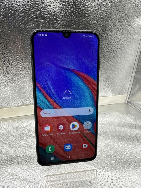 Купить Samsung Galaxy A40 2019 4/64GB (A405FM) Duos в Улан-Удэ за 1200 руб.