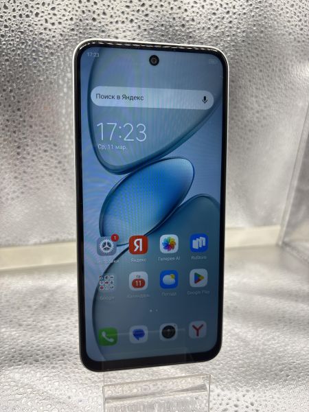 Купить TECNO Spark Go 1 3/64GB (KL4) Duos в Новосибирск за 3700 руб.