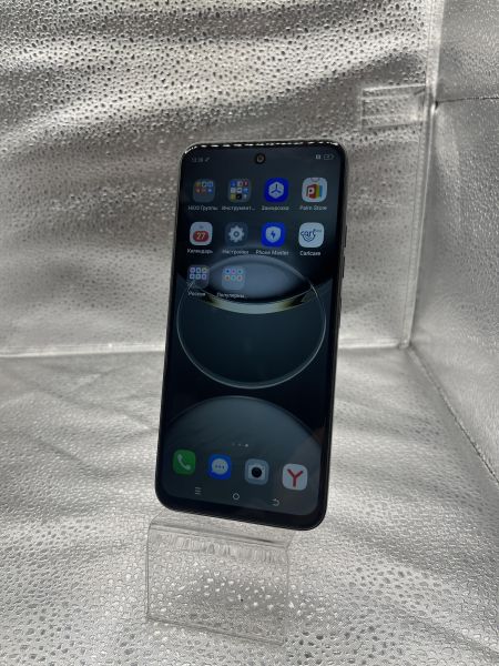 Купить TECNO Spark 30 5G 6/128GB (KL8) Duos в Новосибирск за 7500 руб.