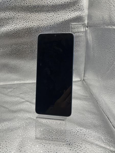 Купить Xiaomi Redmi A3 3/64GB (23129RN51X) Duos в Новосибирск за 3300 руб.