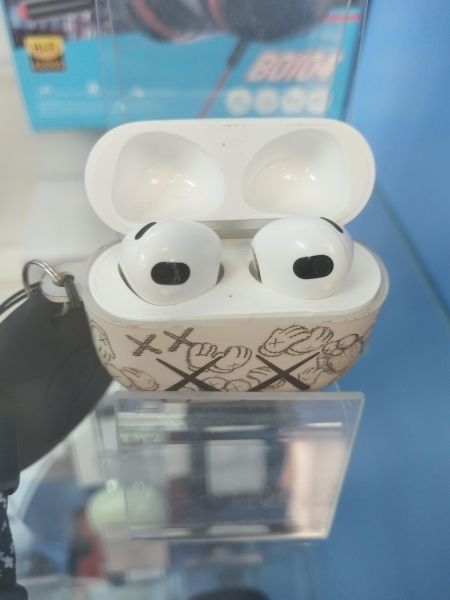 беспроводные наушники Apple AirPods 3 (A2564, A2565, A2566) в Новосибирск