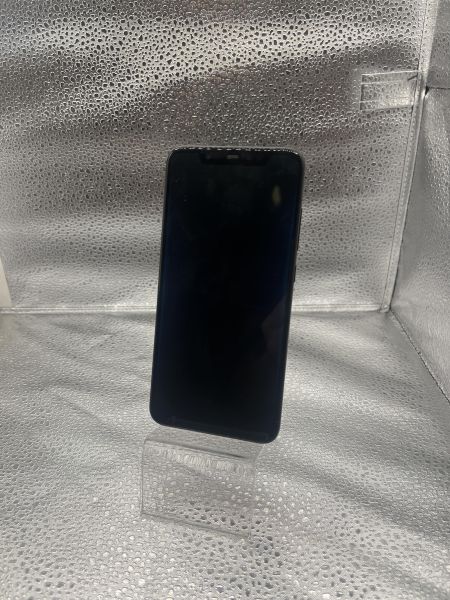 Купить Xiaomi Mi 8 6/128GB (M1803E1A) Duos в Новосибирск за 5400 руб.