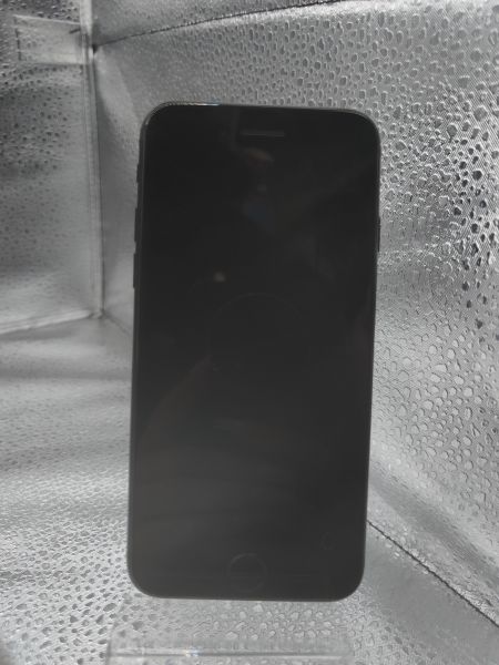 Купить Apple iPhone 7 32GB в Новосибирск за 2600 руб.