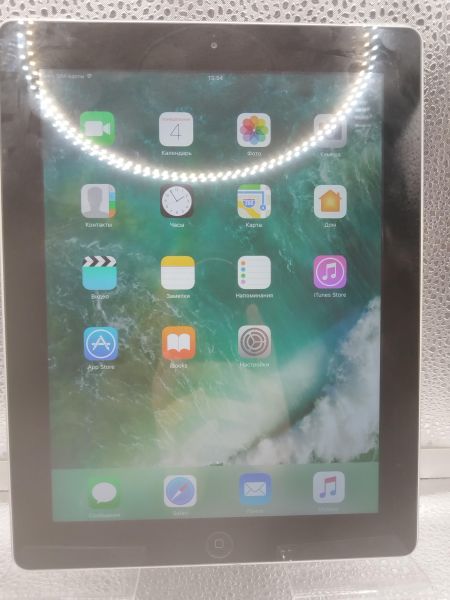 планшет Apple iPad 4 2012 64GB (A1459 MD521) (с SIM) в Новосибирск