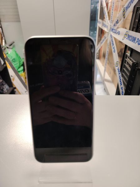 сотовый телефон Apple iPhone XR 128GB в Новосибирск