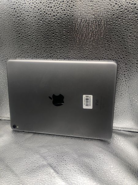 планшет Apple iPad Pro 1 2016 128GB (A1673) (без SIM) в Новосибирск
