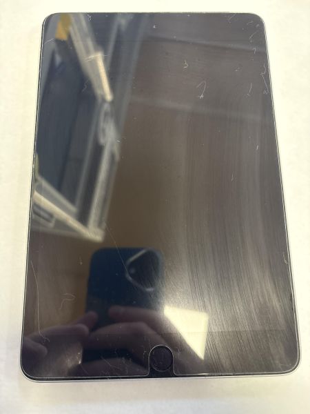 планшет Apple iPad mini 4 2015 64GB (A1550) (с SIM) в Новосибирск