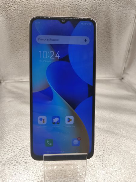 сотовый телефон TECNO Spark 10 8/128GB (KI5q) Duos в Новосибирск
