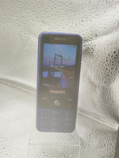 сотовый телефон Philips Xenium E182 Duos в Новосибирск