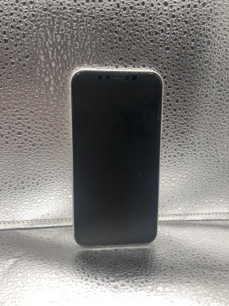 сотовый телефон Apple iPhone XR 64GB в Новосибирск