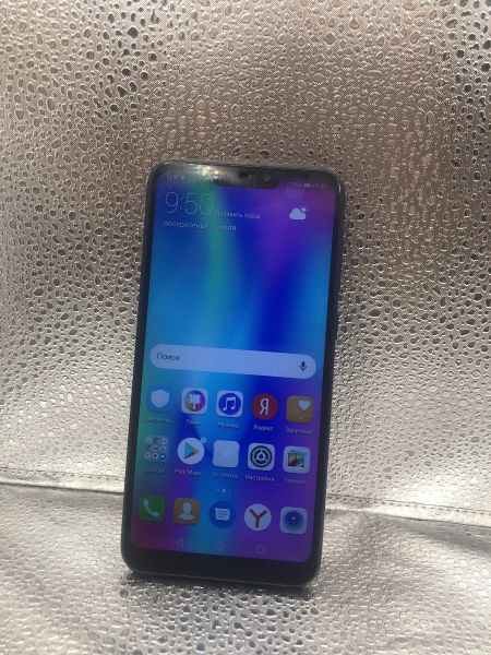 сотовый телефон Honor 8C 3/32GB (BKK-L21) Duos в Новосибирск