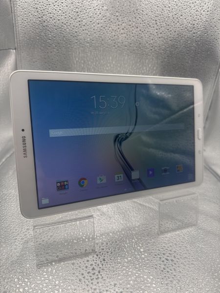планшет Samsung Galaxy Tab E 9.6 8GB (SM-T560N) (без SIM) в Новосибирск
