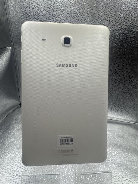 планшет Samsung Galaxy Tab E 9.6 8GB (SM-T560N) (без SIM) в Новосибирск