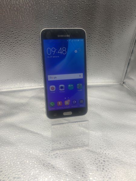 сотовый телефон Samsung Galaxy J3 2016 (J320F) Duos в Новосибирск