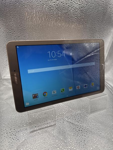 планшет Samsung Galaxy Tab E 8GB (SM-T561) (c SIM) в Новосибирск