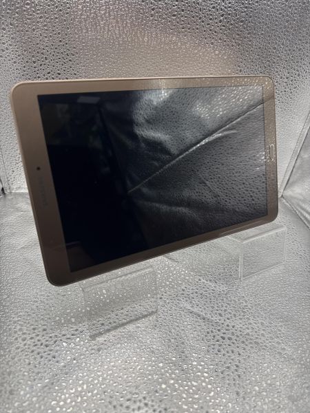 планшет Samsung Galaxy Tab E 8GB (SM-T561) (c SIM) в Новосибирск