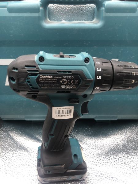 шуруповёрт аккумуляторный Makita DF333D с СЗУ в Новосибирск