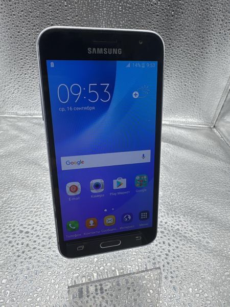 сотовый телефон Samsung Galaxy J3 2016 (J320F) Duos в Новосибирск