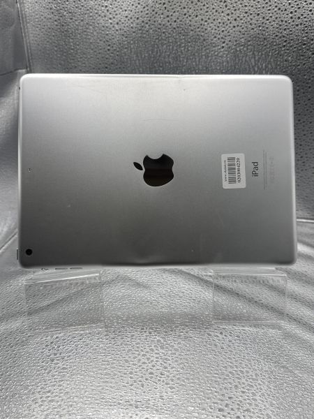 планшет Apple iPad Air 1 2013 64GB (A1474 MD787) (без SIM) в Новосибирск