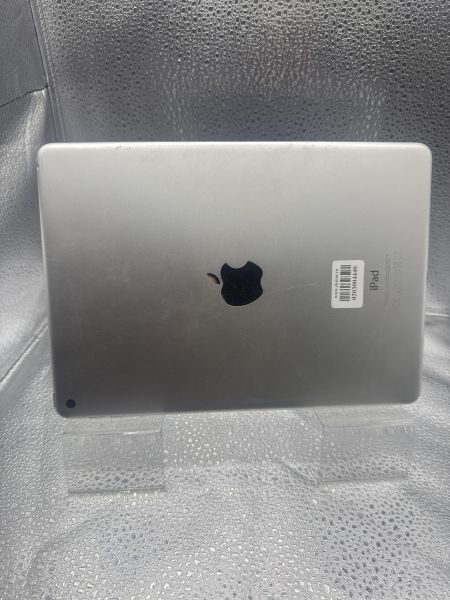 планшет Apple iPad Air 2 2014 64GB (A1566) (без SIM) в Новосибирск