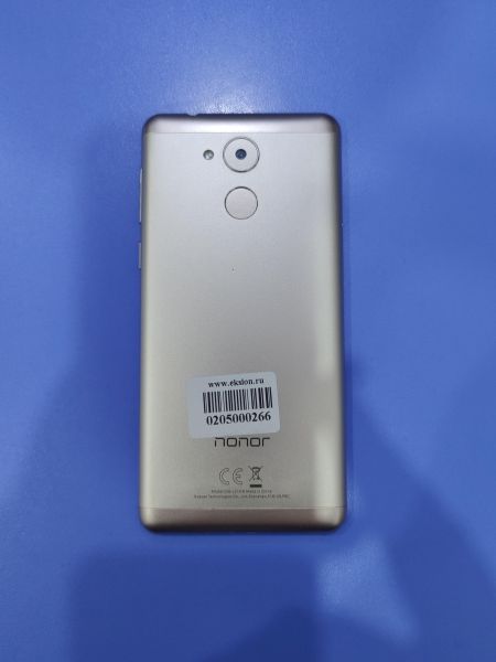 Купить Honor 6C 3/32GB (DIG-L21HN) Duos в Иркутск за 1600 руб.