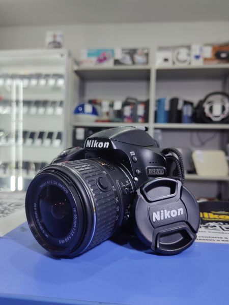 Купить Nikon D3200 Kit с СЗУ в Иркутск за 11300 руб.