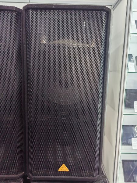 Купить Behringer VP2520 в Иркутск за 21400 руб.