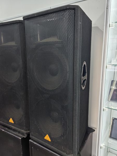 Купить Behringer VP2520 в Иркутск за 21400 руб.