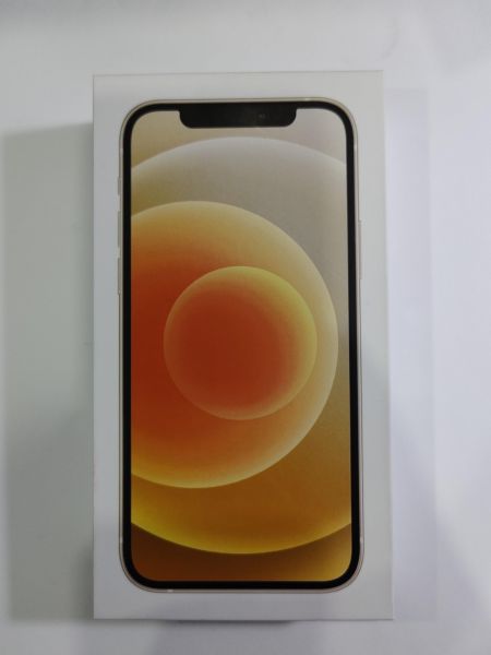 Купить Apple iPhone 12 64GB в Иркутск за 15700 руб.