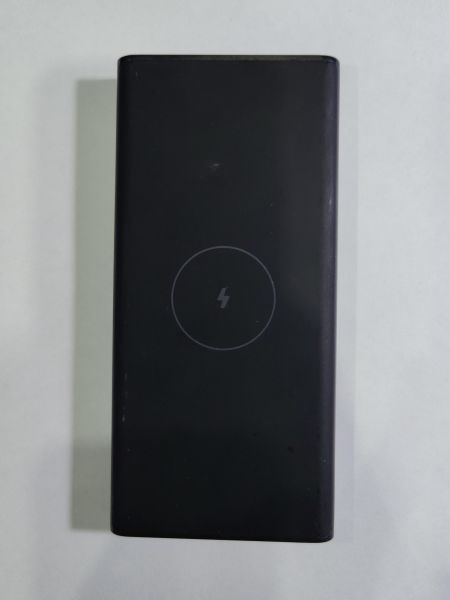 Купить Xiaomi 10W Wireless Power Bank 10000 (WPB15PDZM) в Иркутск за 1200 руб.