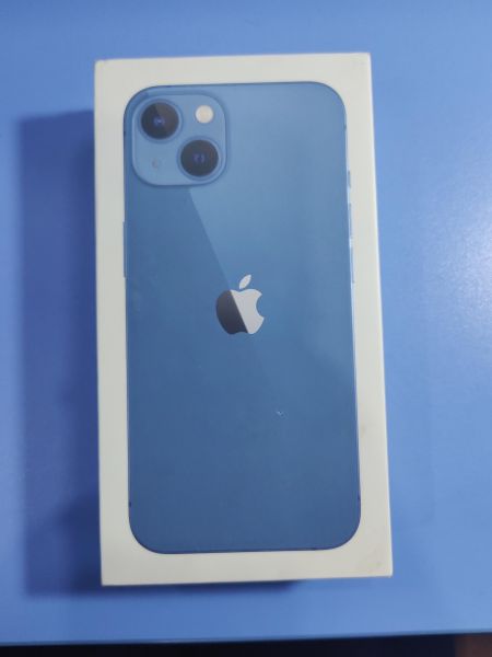 Купить Apple iPhone 13 128GB в Иркутск за 23600 руб.