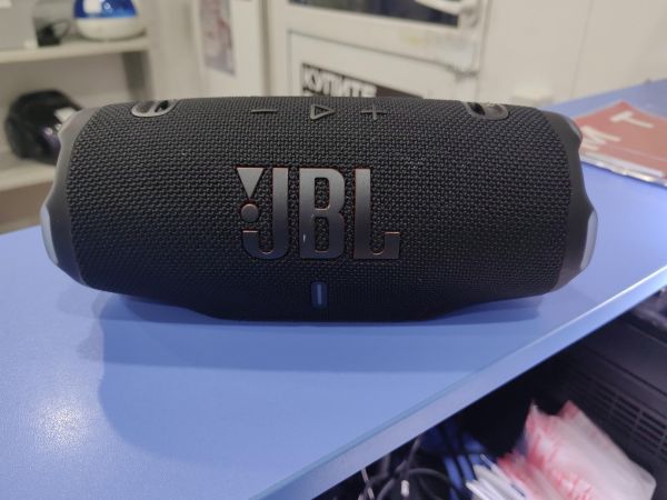 Купить JBL Charge 6 в Иркутск за 10500 руб.